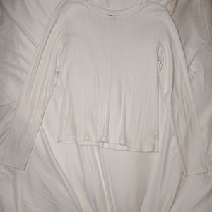 Long sleeve lace pattern Hollister top